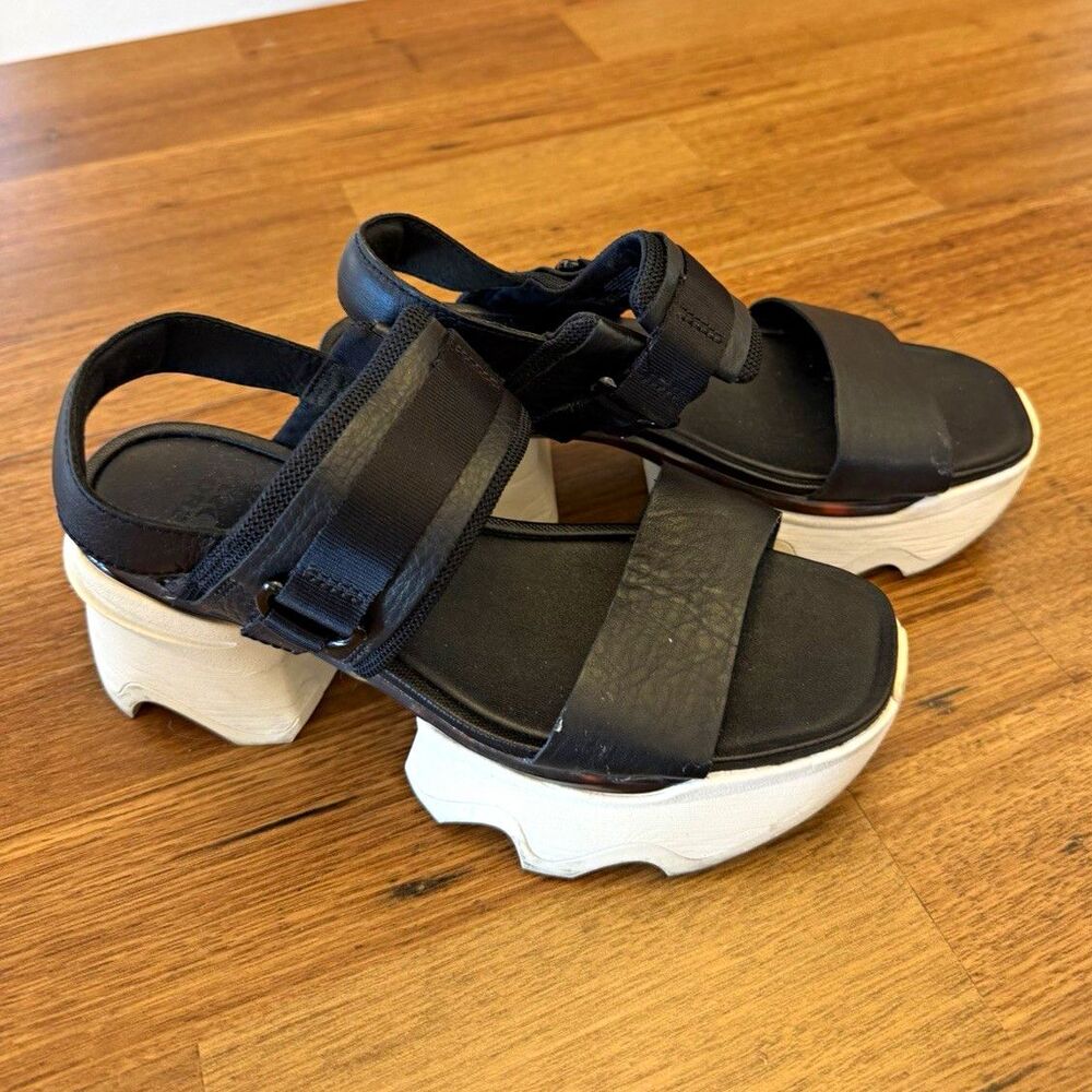 SOREL Women's Black/White Strappy Sandals Hook & Loop Adjustable Straps US 7